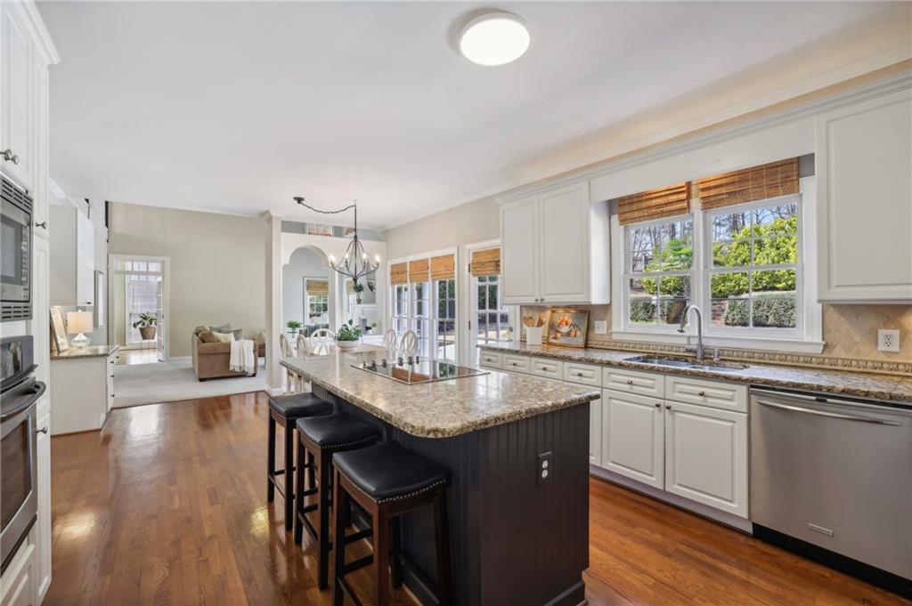 5605 Preserve Circle