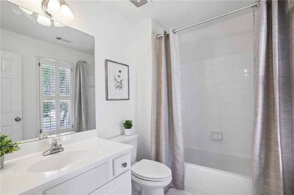 12430 Magnolia Circle