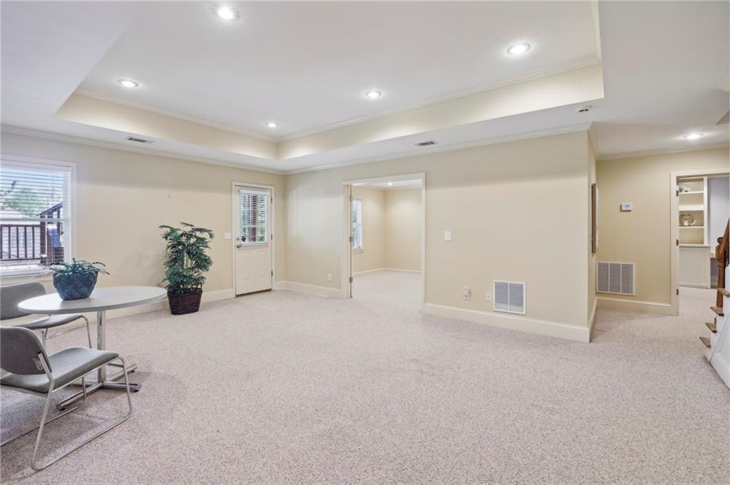 12430 Magnolia Circle