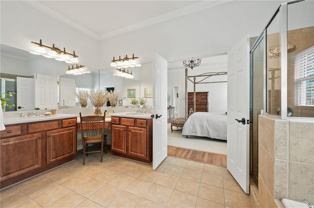 190 Kendemere Pointe