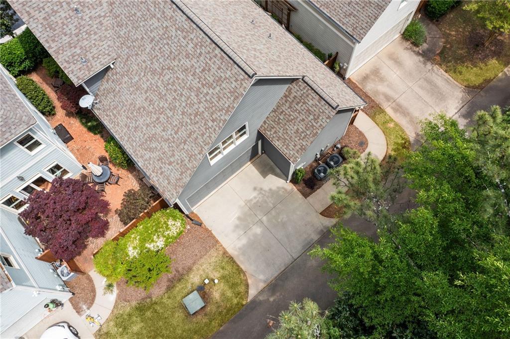 190 Kendemere Pointe