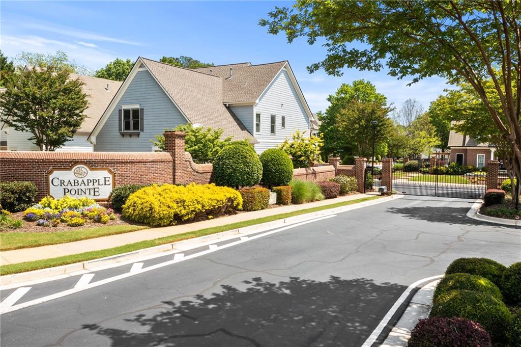 190 Kendemere Pointe