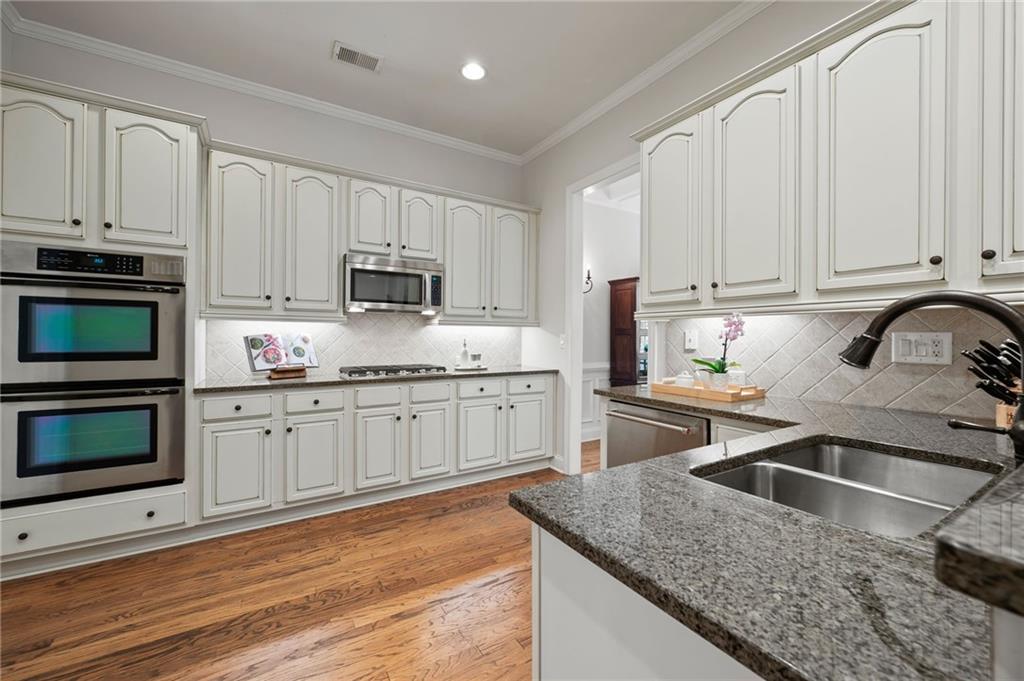 190 Kendemere Pointe