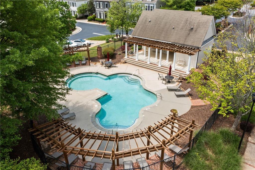 190 Kendemere Pointe