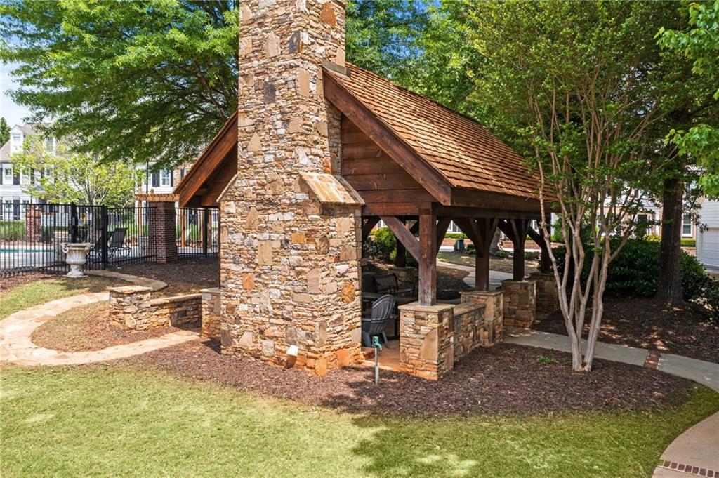 190 Kendemere Pointe