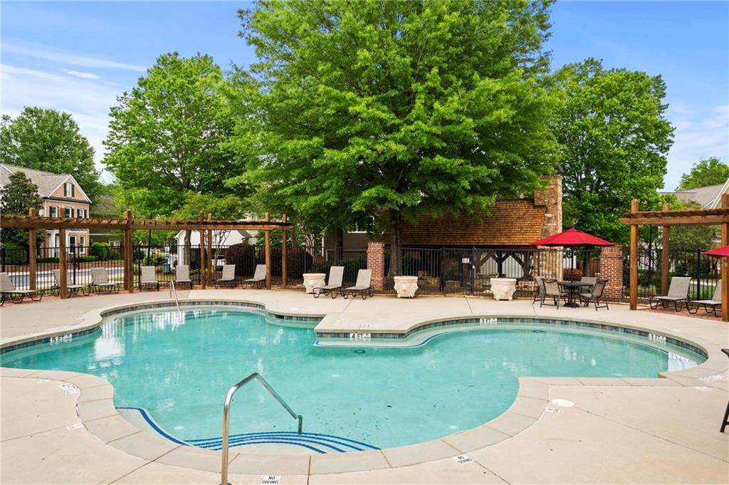 190 Kendemere Pointe