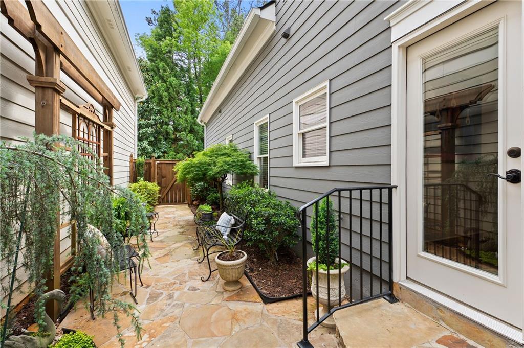 190 Kendemere Pointe