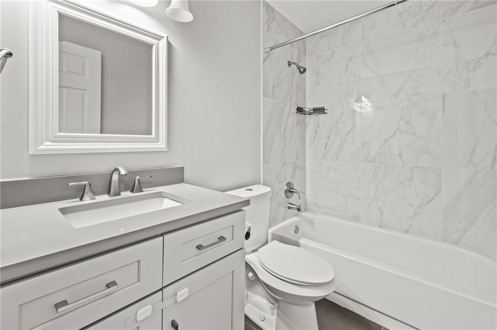 3308 Mountain Hollow Drive