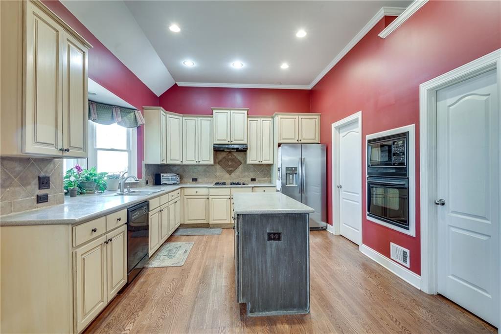 3876 Creekview Ridge Drive