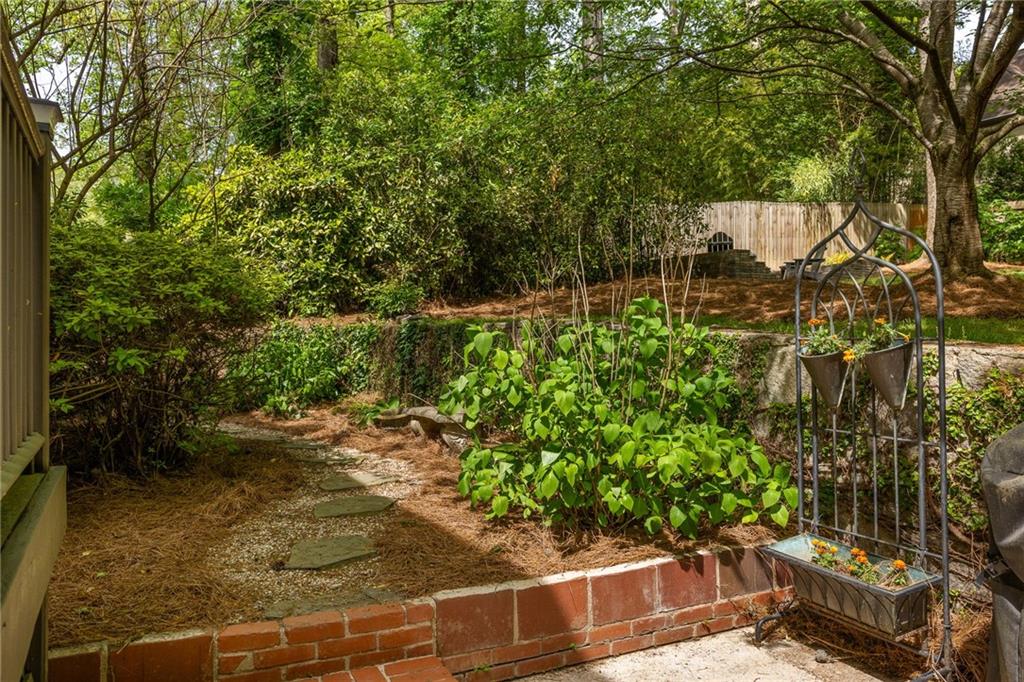 3009 Skyland Drive NE