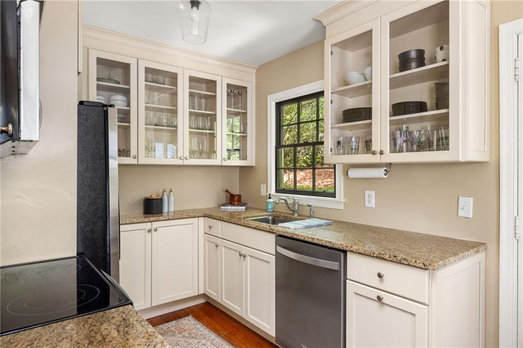 3009 Skyland Drive NE