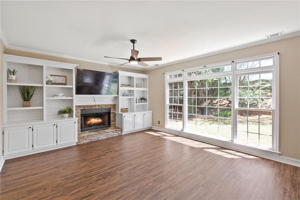 555 Rose Border Drive