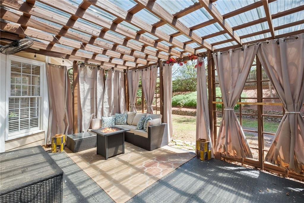 555 Rose Border Drive