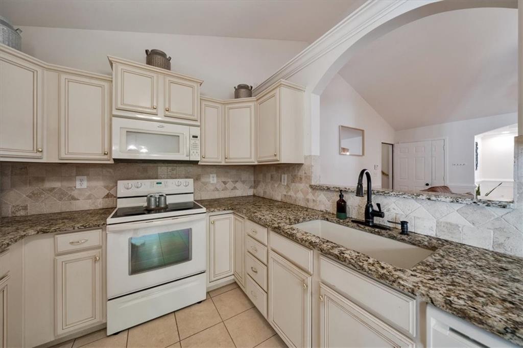 5642 River Stone Road