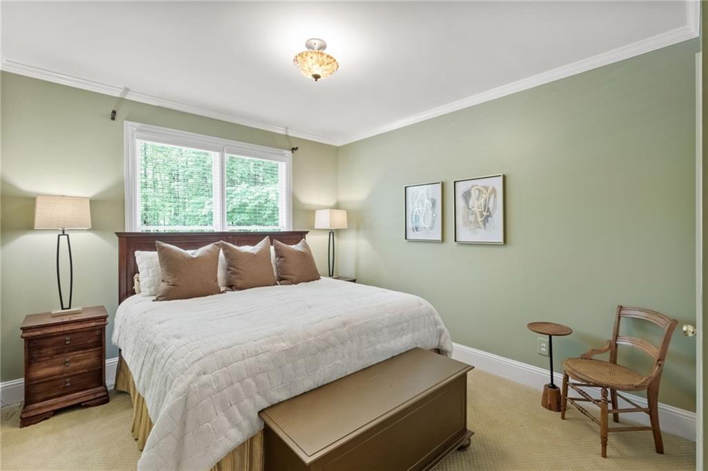 3429 Winborn Walk NW