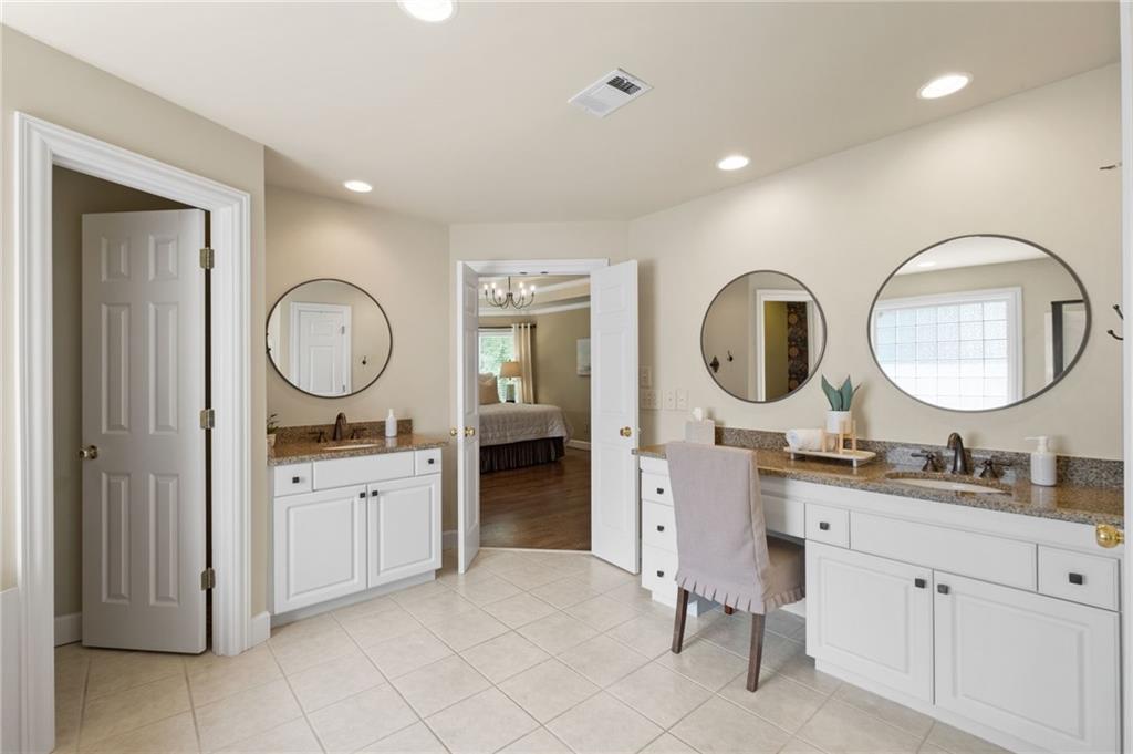 3429 Winborn Walk NW