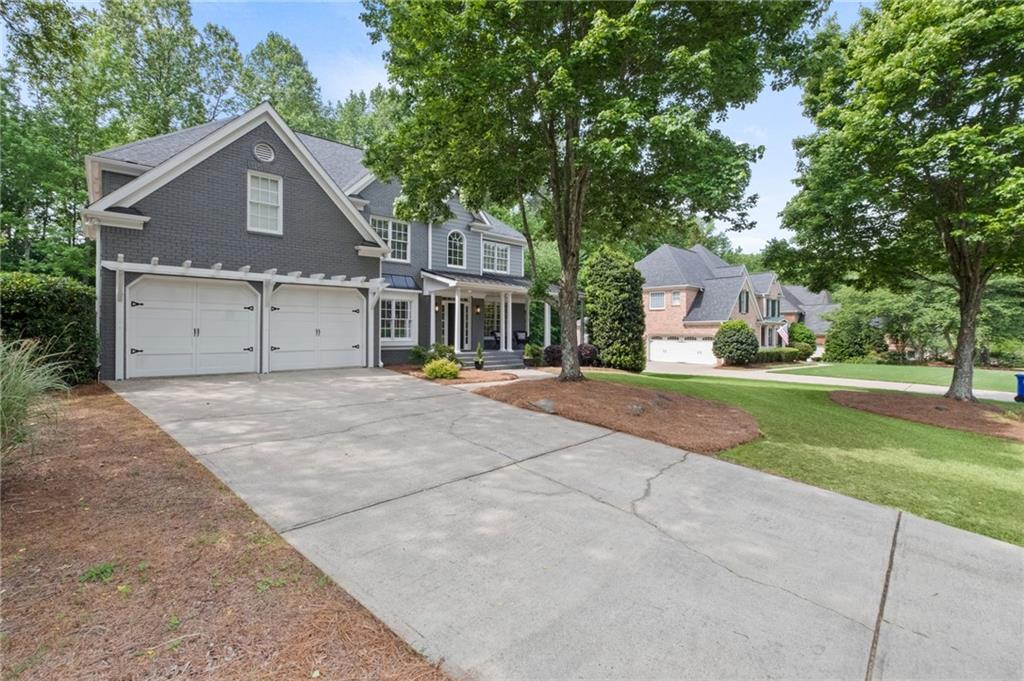 3429 Winborn Walk NW