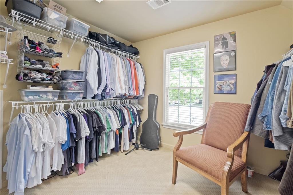 3429 Winborn Walk NW