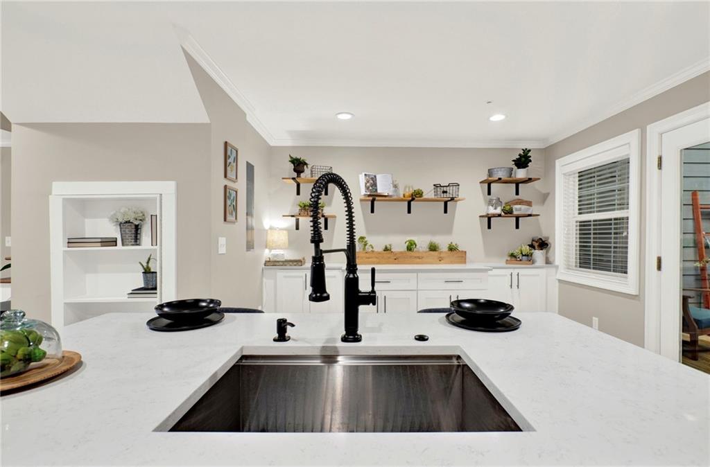 139 Rondak Circle SE