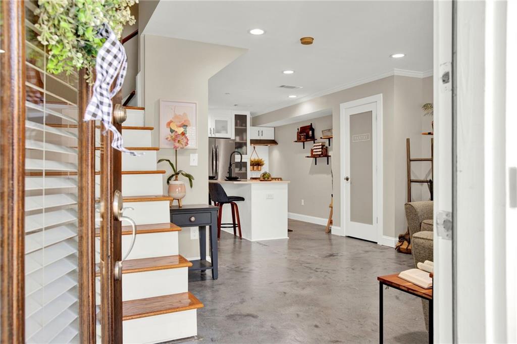 139 Rondak Circle SE