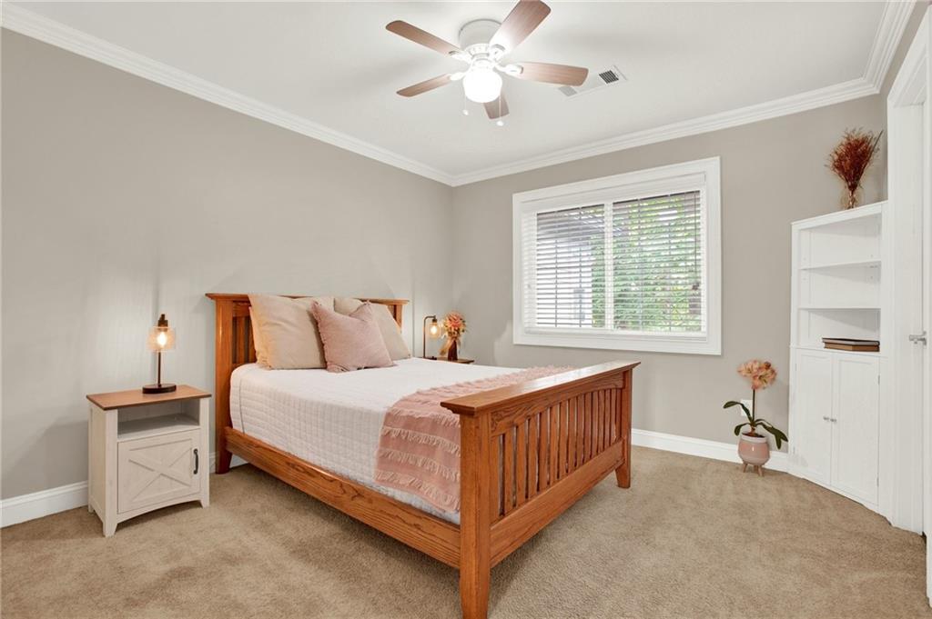 139 Rondak Circle SE