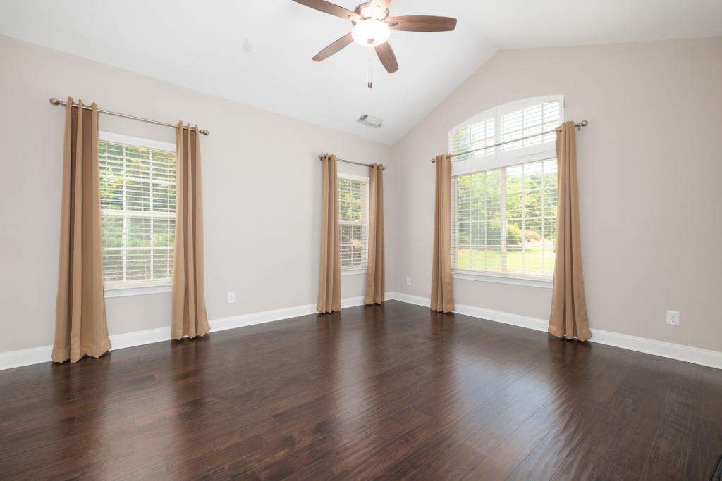 6122 Brookhaven Circle