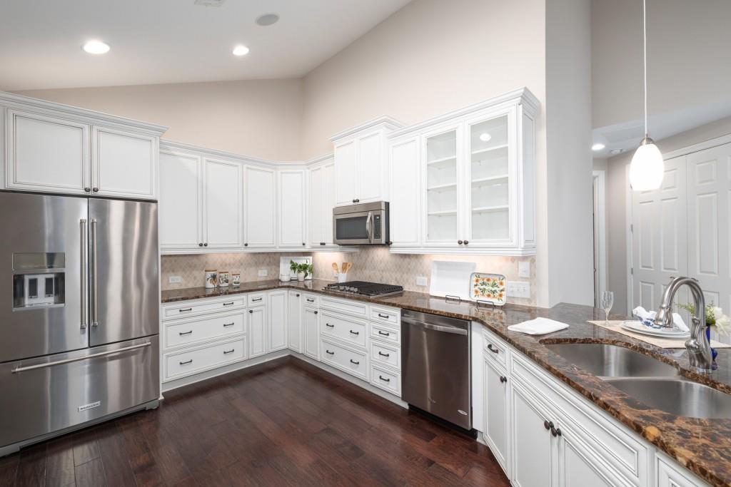 6122 Brookhaven Circle