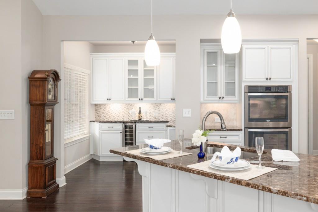 6122 Brookhaven Circle