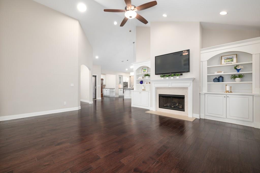 6122 Brookhaven Circle