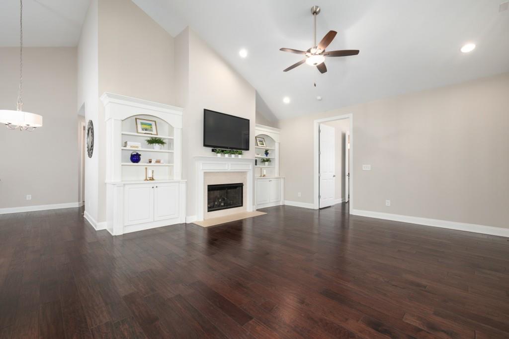 6122 Brookhaven Circle