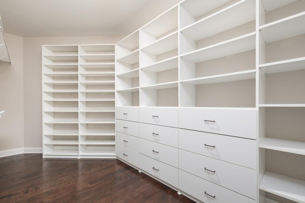 6122 Brookhaven Circle