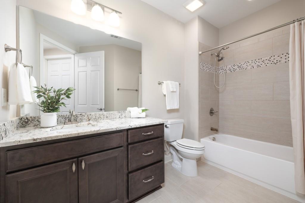 6122 Brookhaven Circle