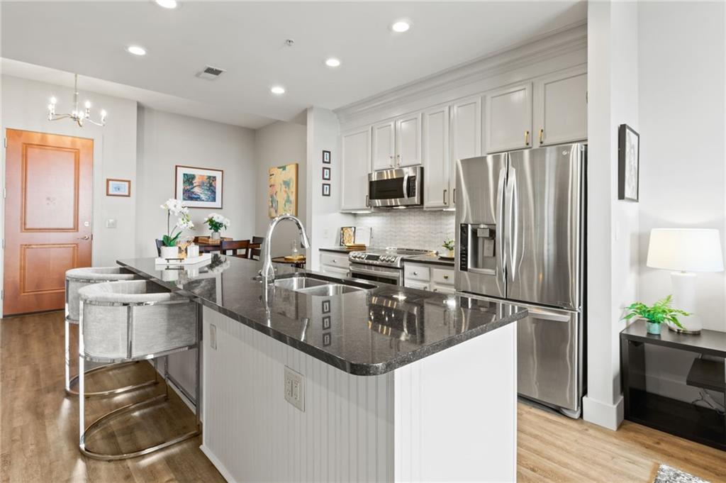 3040 Peachtree Road NW Unit 1607