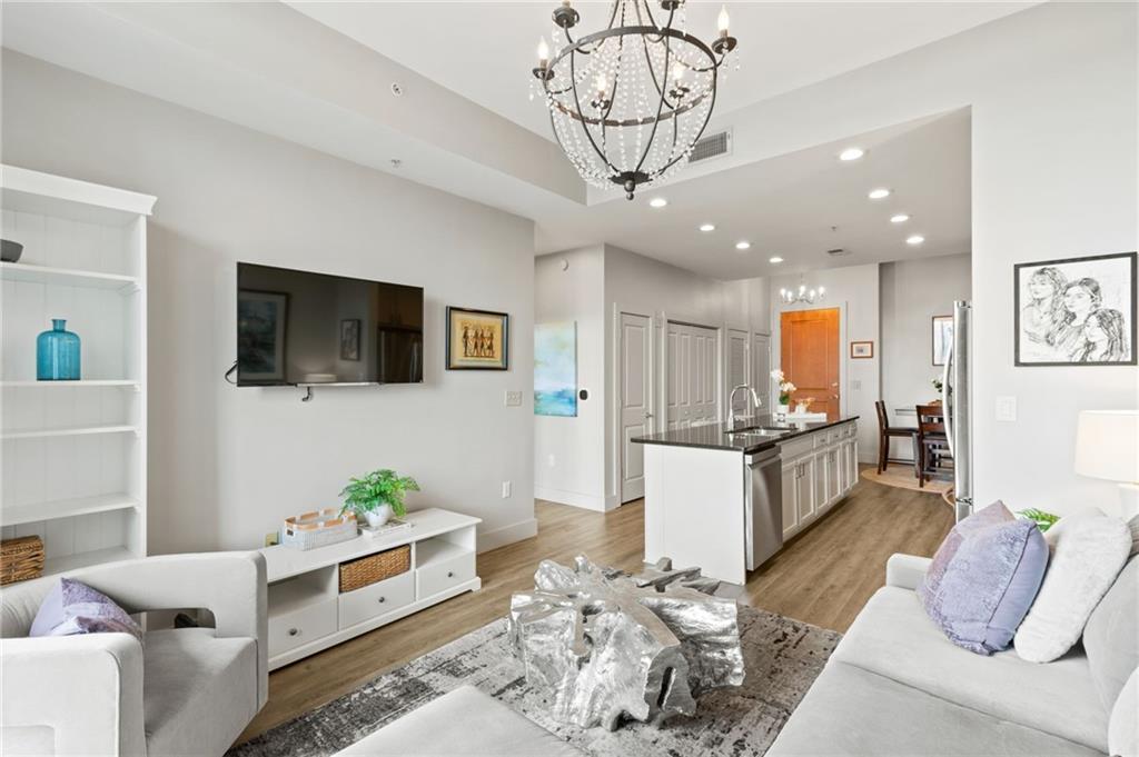 3040 Peachtree Road NW Unit 1607