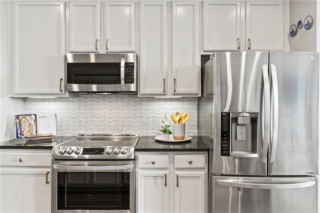 3040 Peachtree Road NW Unit 1607