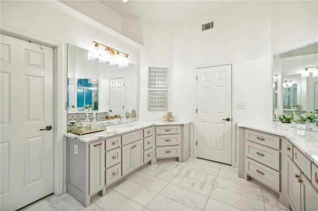 600 Southfield Place