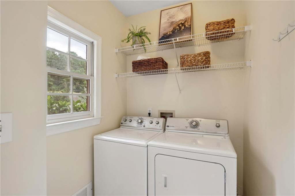 5595 Preserve Circle