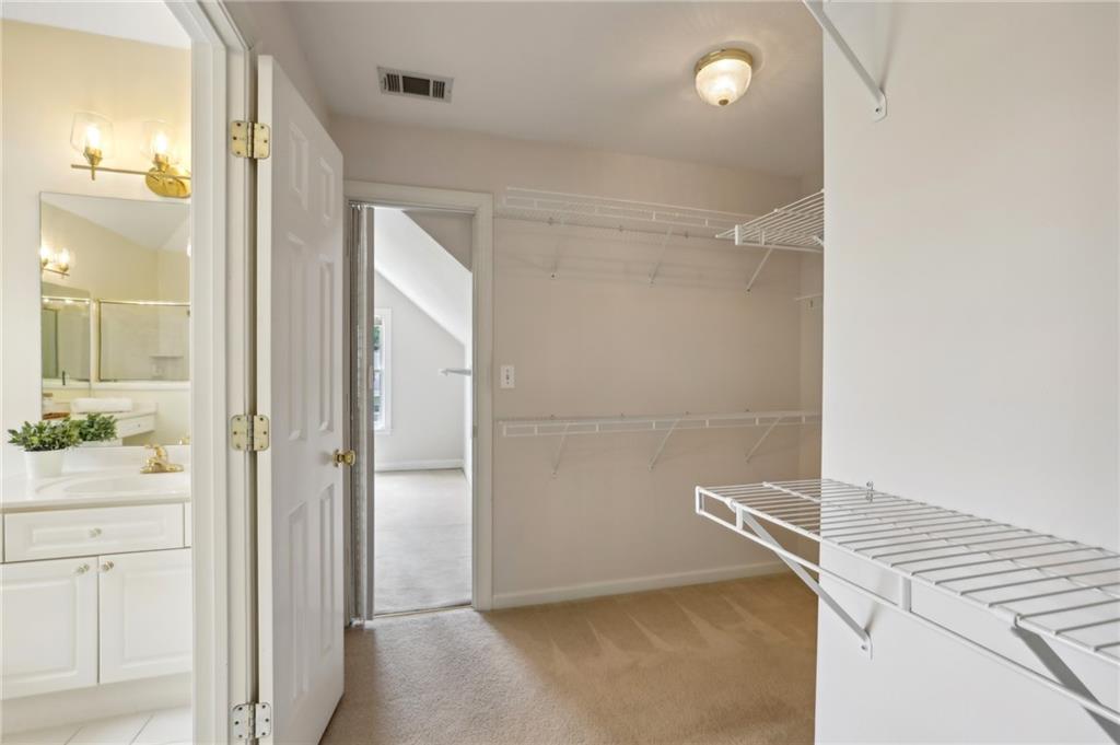 5595 Preserve Circle