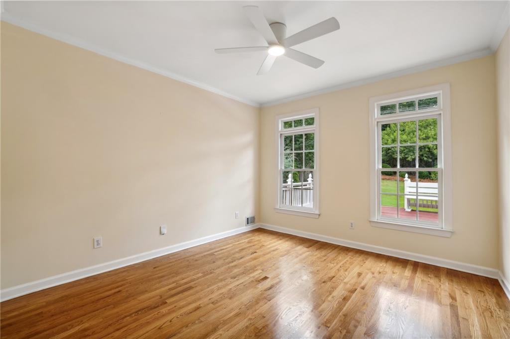 5595 Preserve Circle