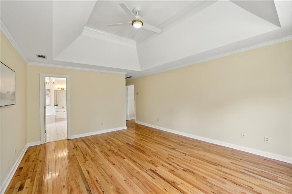 5595 Preserve Circle