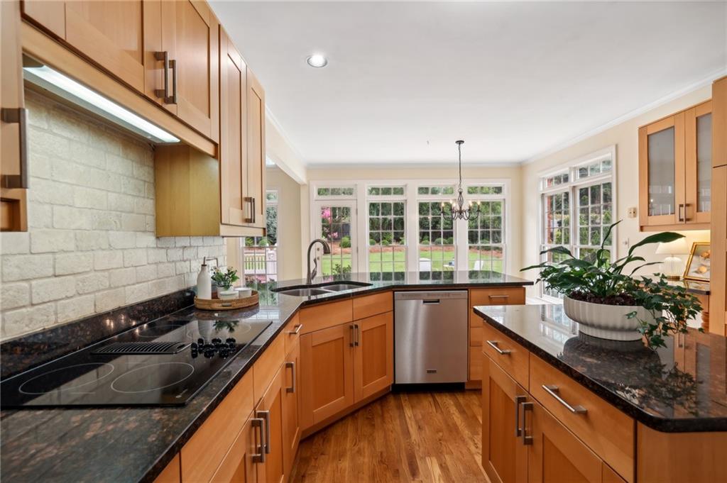 5595 Preserve Circle