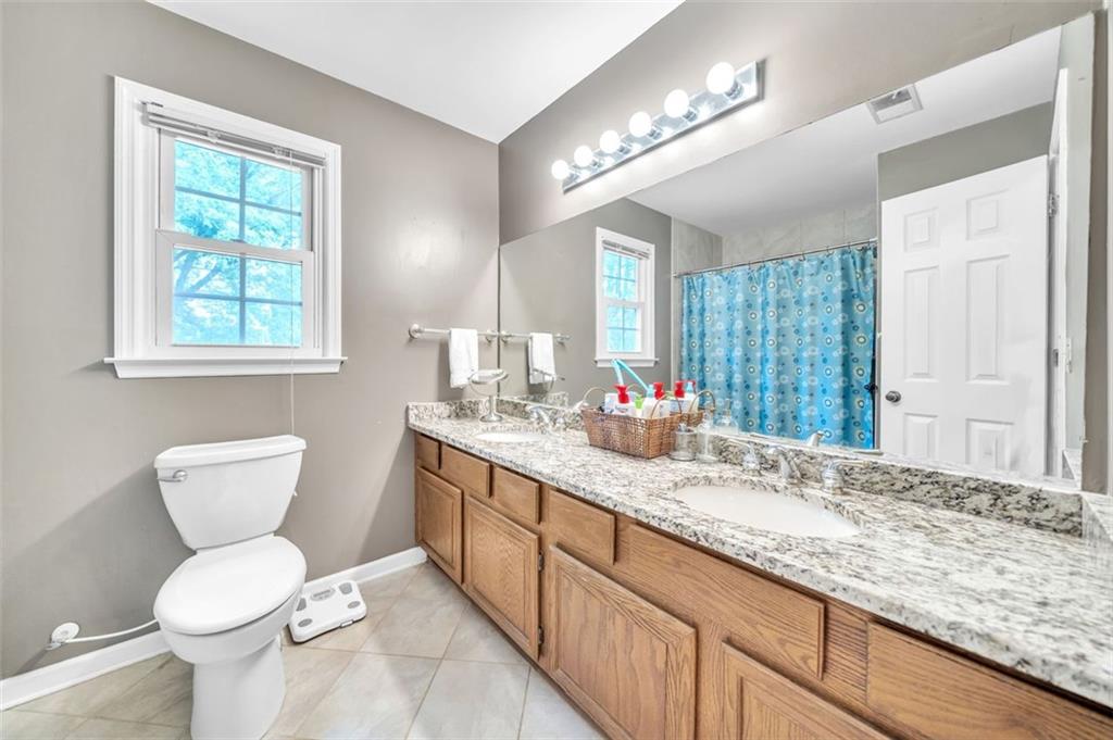 730 EDGEWATER Place NW