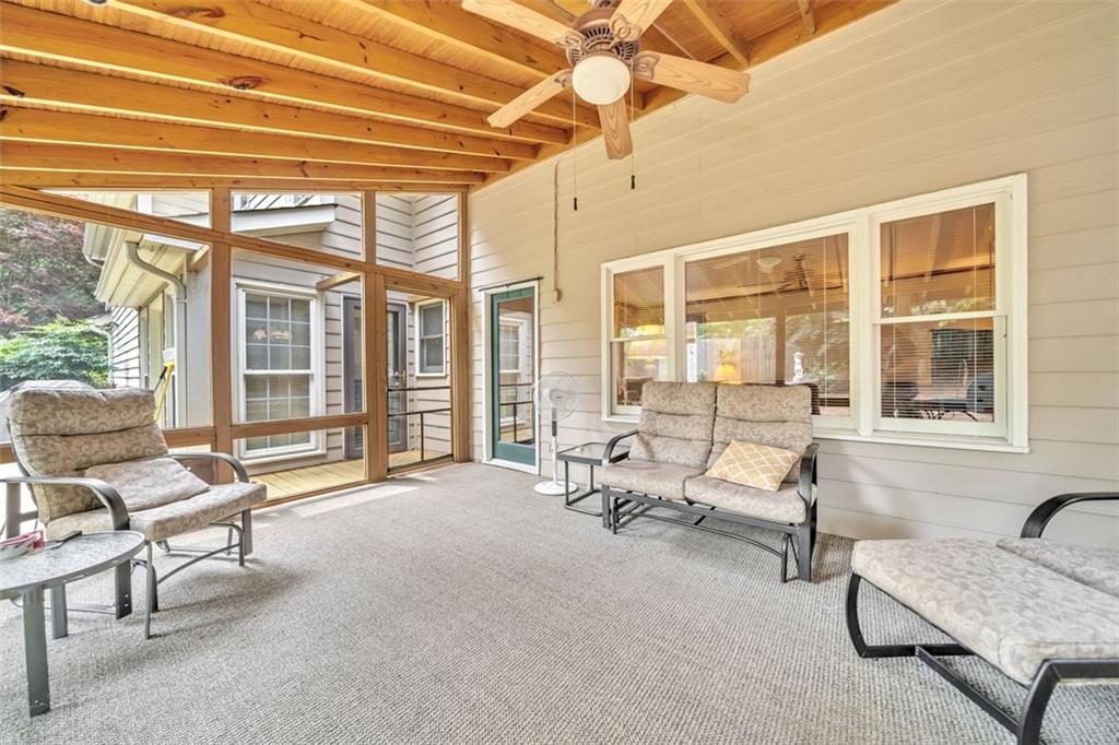 730 EDGEWATER Place NW