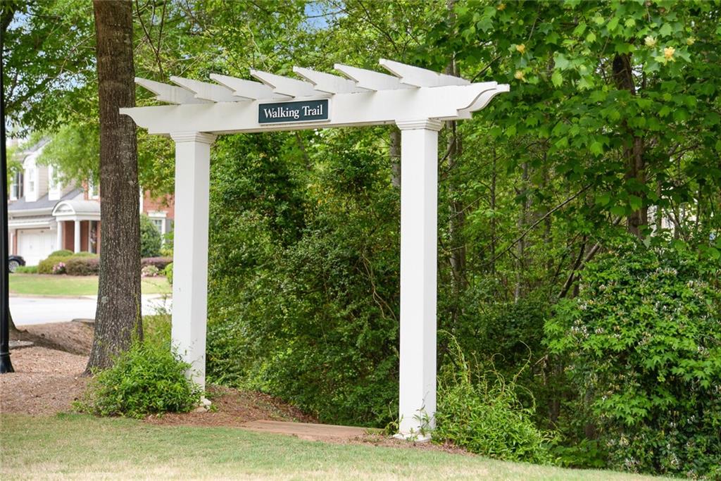 5911 Waters Edge Trail