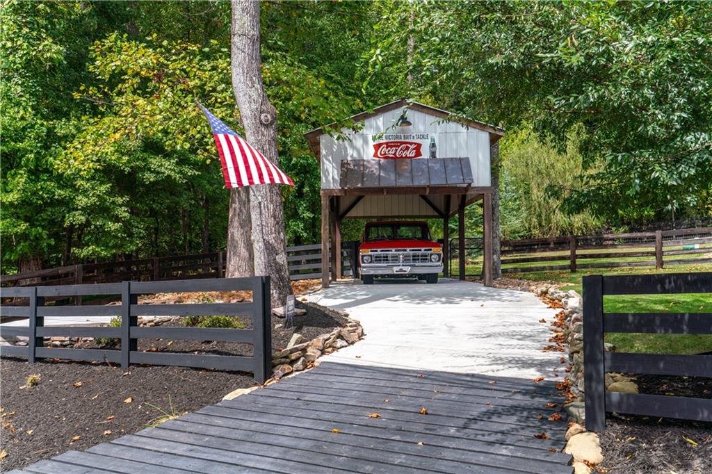 126 Little Victoria Road