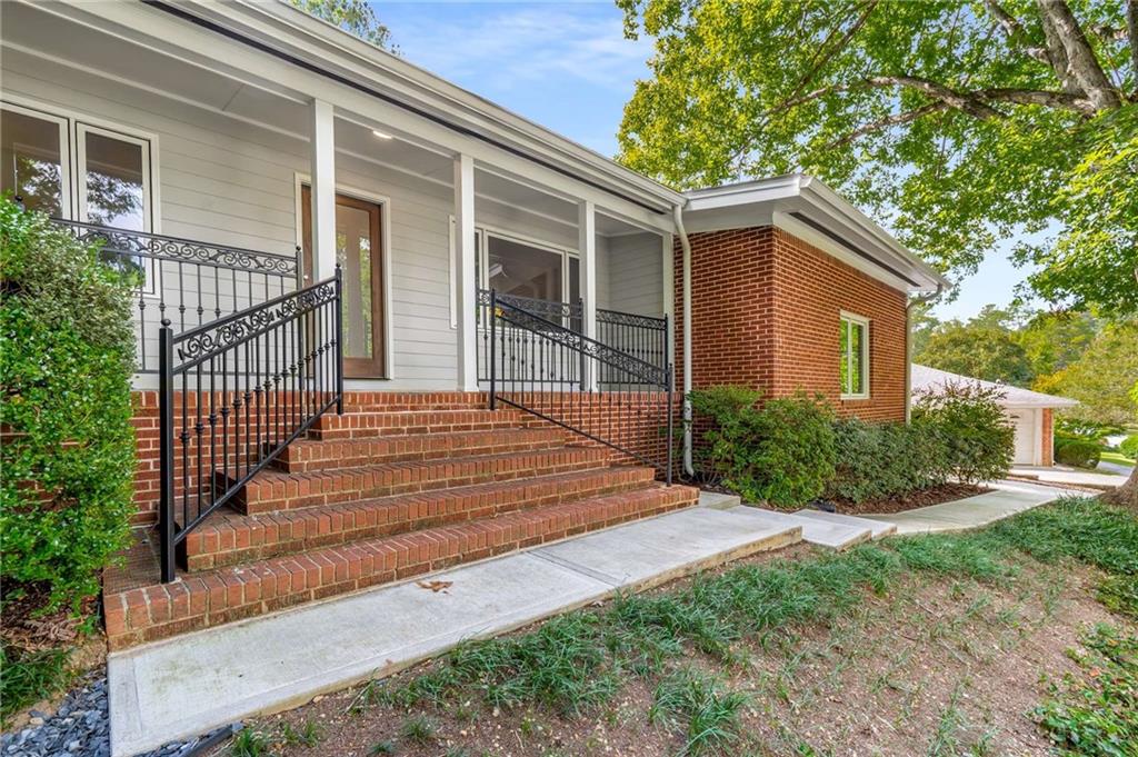 1638 Timberland Road NE