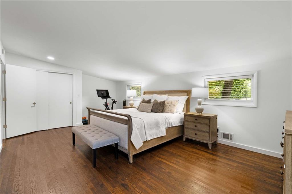 1638 Timberland Road NE