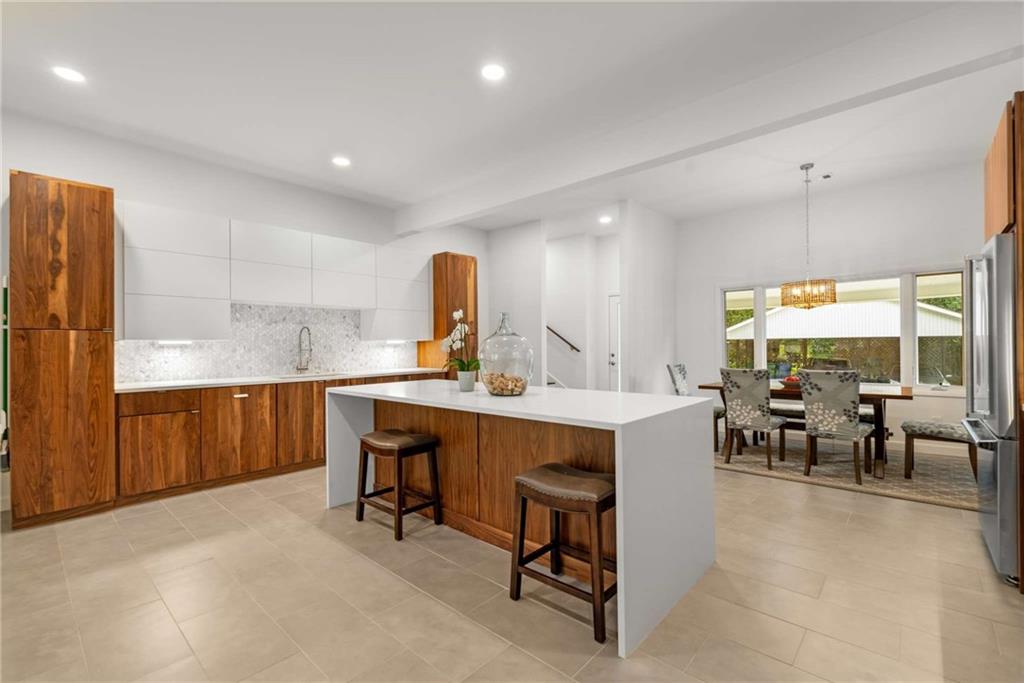 1638 Timberland Road NE