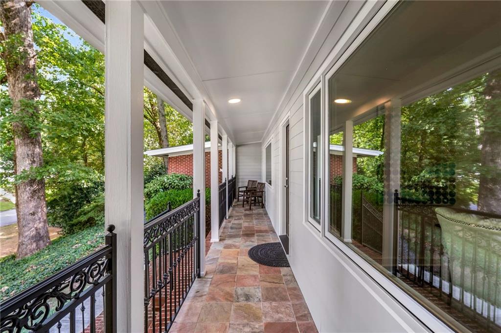 1638 Timberland Road NE