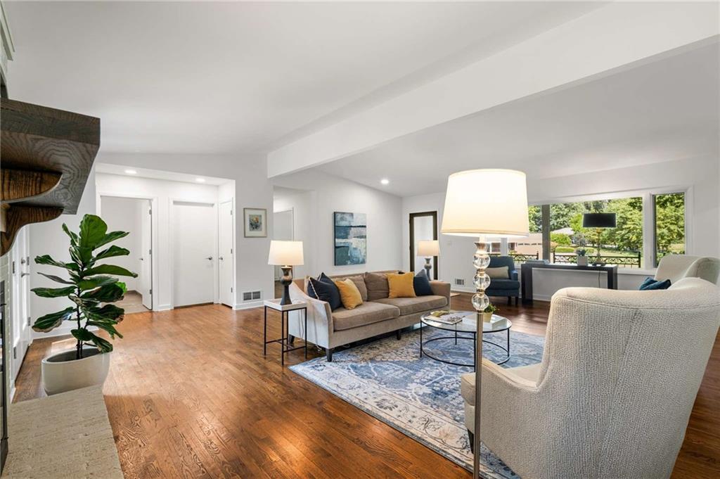 1638 Timberland Road NE